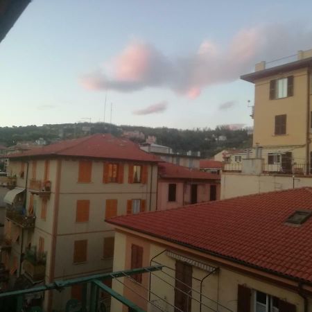 La Casa Di Sara Apartment La Spezia Luaran gambar